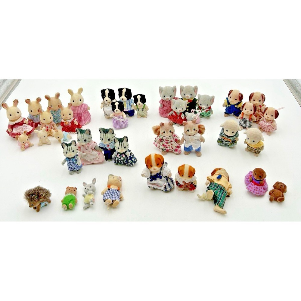 Vtg‎ Calico Critters HUGE Bundle Several Families + Clothes Lot Of 39 Make Offer